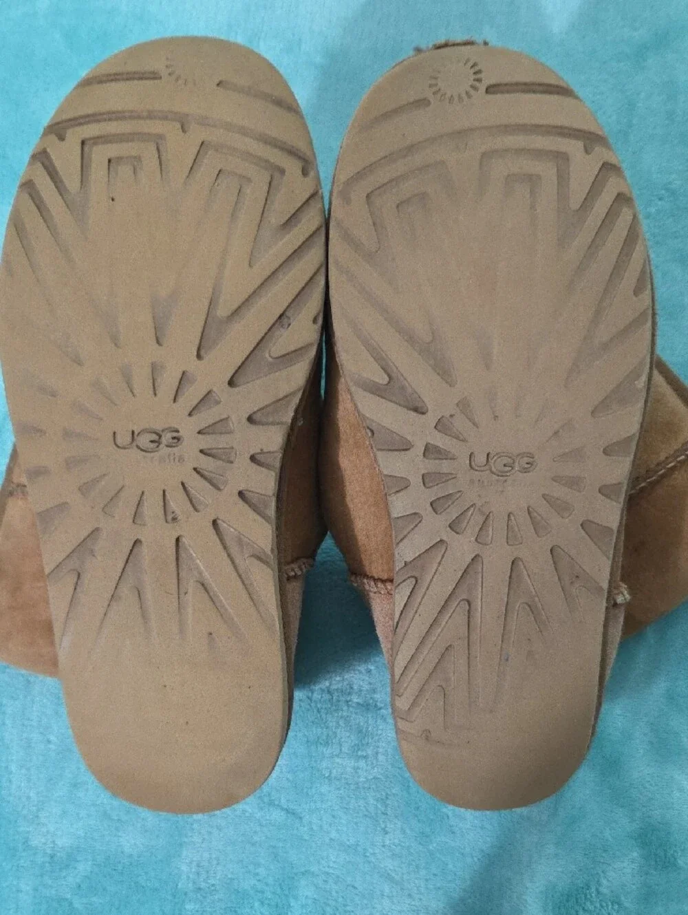 UGG Classic Pull-On Booties